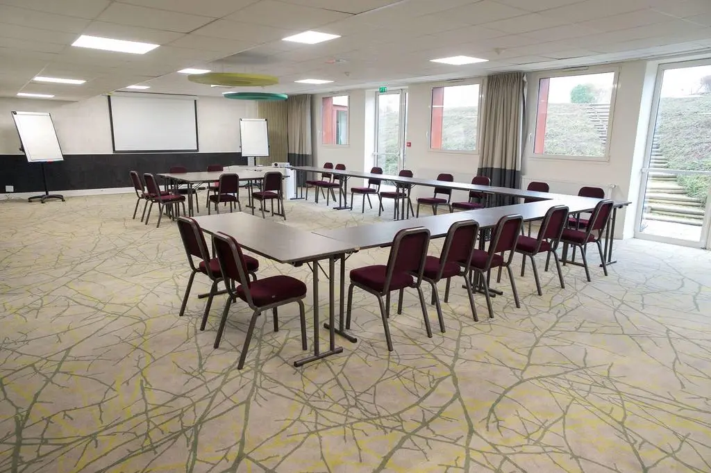 Best Western Hôtel l'Orée et Spa, lieu de séminaire résidentiel avec hébergement près de Paris