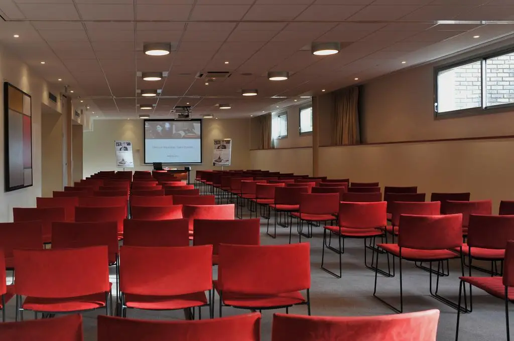 Mercure Maurepas Saint Quentin, Yvelines, 178 couchages